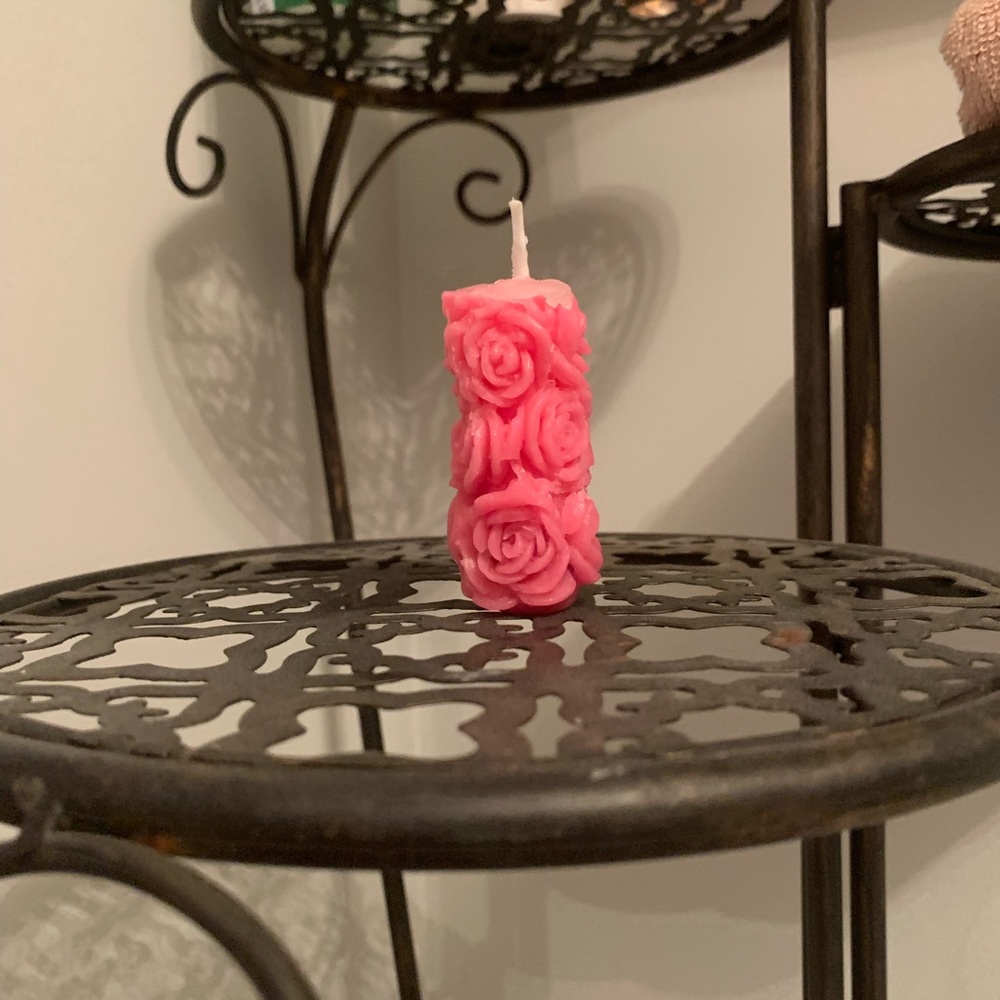 Small handmade accent candle